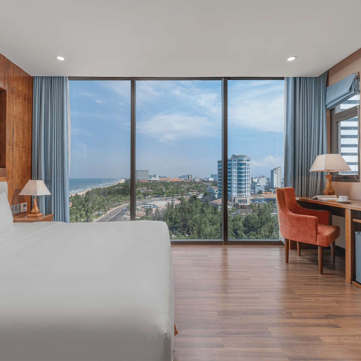 Yarra Ocean Suites Da Nang