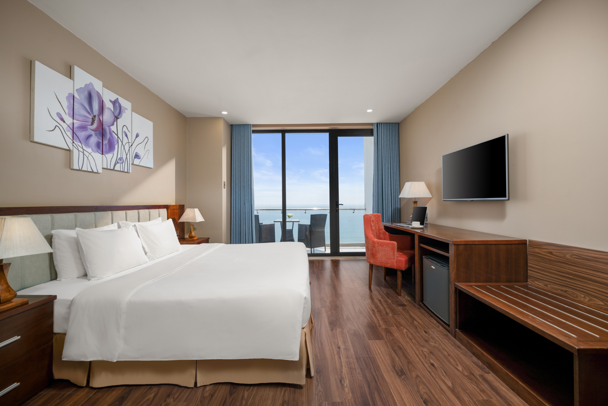 Yarra Ocean Suites Da Nang